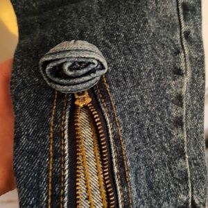 Vintage Jordache jeans with ankle rosette size 7/8 80s 90s Absolutely adorable!